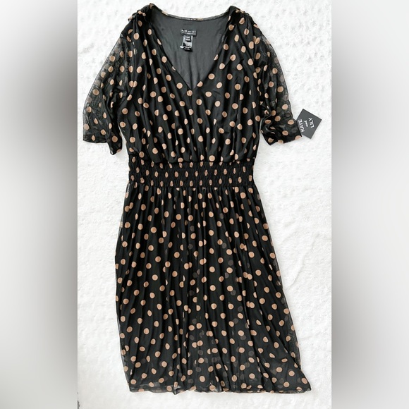 kate and lily Dresses & Skirts - NWT- KATE AND LILY Black and Tank Polka Dot Dress